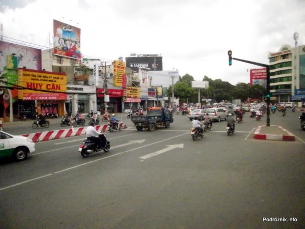 Wietnam - maj 2012 - widok z okna autokaru