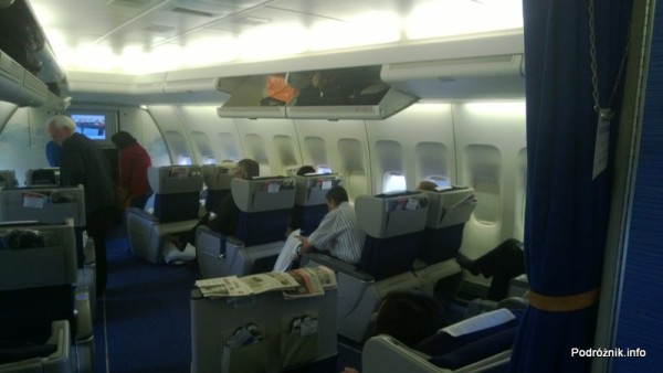 KLM Royal Dutch Airlines - Boeing 747-400 Combi - KL897 - PH-BFW - wnętrze - fotele klasy biznes