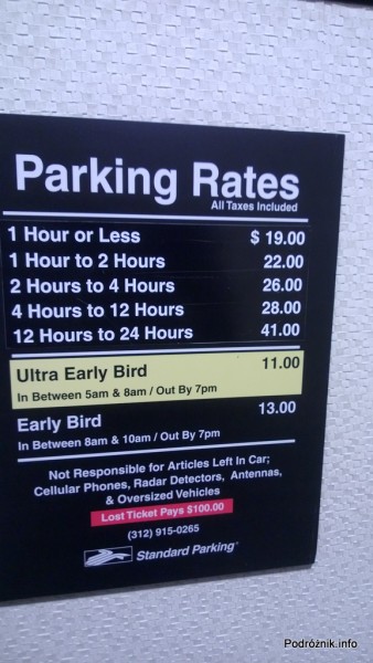 USA - Chicago - cennik piętrowego parkingu - czerwiec 2013