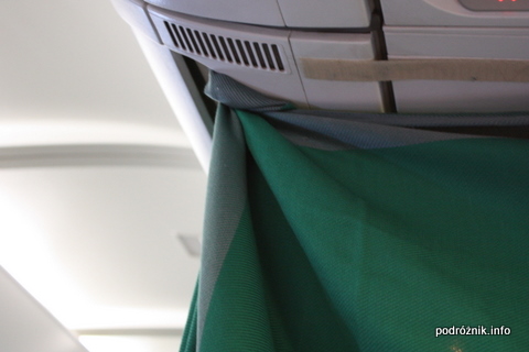 Alitalia - A330 - rękodzieło - prowizorka zrobiona z koców Alitalia - A330 - rękodzieło - prowizorka zrobiona z koców