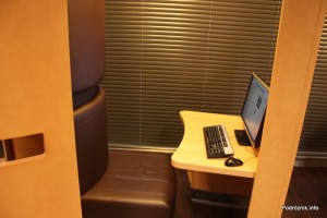 Polska - Warszawa - Lotnisko Chopina - Salonik Executive Lounge Ballada - luty 2012