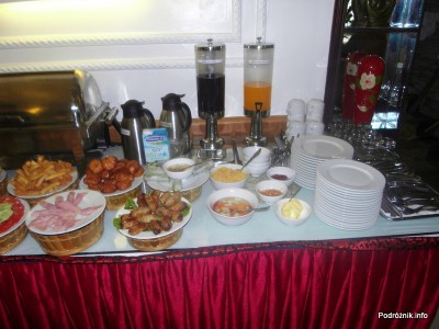 Wietnam - Hanoi - kwiecień 2012 - Thaison Hotel śniadanie