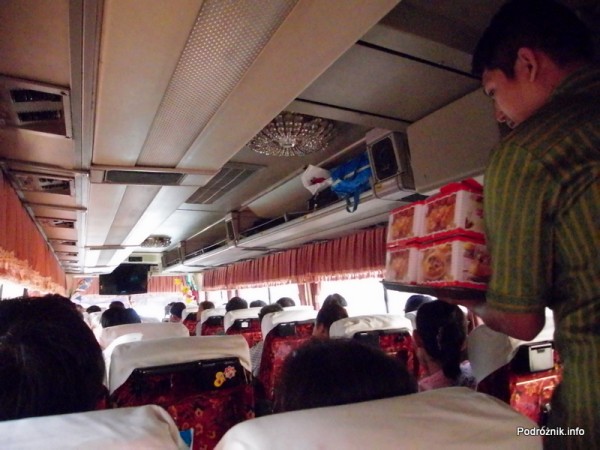 Kambodża - maj 2012 - wnętrze autokaru