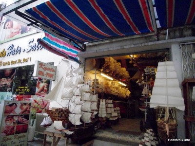 Wietnam - Ho Chi Minh (Sajgon) - maj 2012 - modele żaglowców