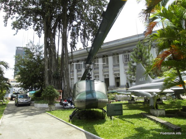Wietnam - Ho Chi Minh (Sajgon) - maj 2012 - Muzeum Miasta Ho Chi Minh - Helikopter UH-1