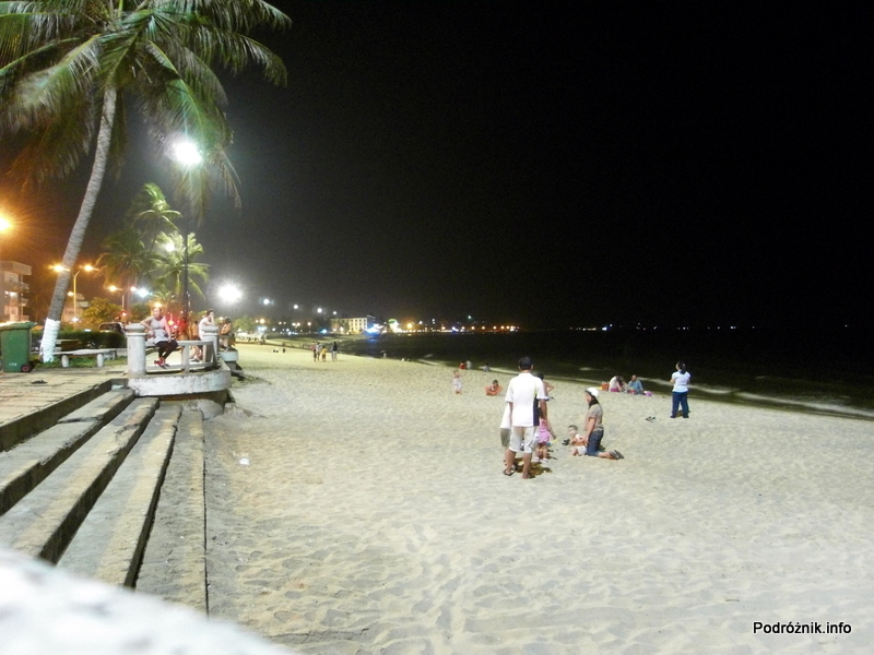 Azja 2012 – trzynasty dzień – Wietnam – Nha Trang – wieczorny spacer po mieście i seafood
