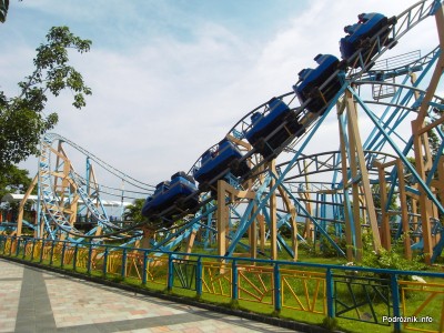 Wietnam - Nha Trang (Vinpearl Land) - maj 2012 - rollercoaster