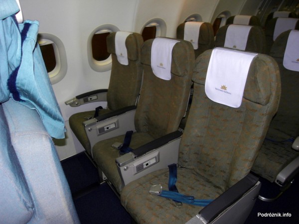 Vietnam Airlines - Airbus 321- VN-A356 - wnętrze - kabina klasa ekonomiczna