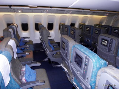 Vietnam Airlines - Boeing 777 - VN-A146 - wnętrze - klasa ekonomiczna deluxe