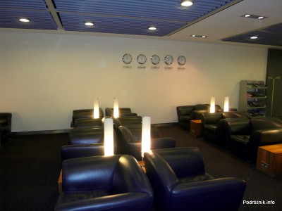 Francja – Paryż – Lotnisko Charles de Gaulle (CDG) Terminal 1 – Lufthansa Business Lounge - maj 2012
