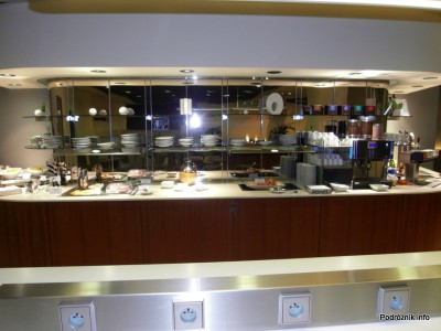 Francja – Paryż – Lotnisko Charles de Gaulle (CDG) Terminal 1 – Lufthansa Business Lounge - maj 2012