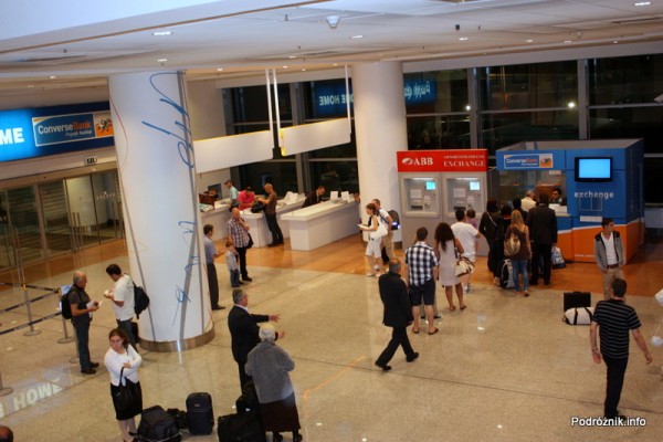Erewan - Zvartnots International Airport - punkt wypisywania wniosków wizowych i wymiany walut