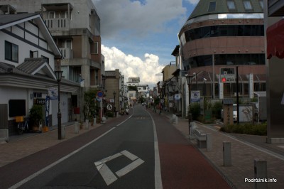 Japonia - Narita - ulica - sierpień 2012