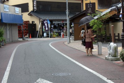 Japonia - Narita - ulica - sierpień 2012
