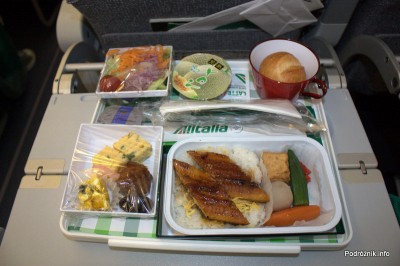 Alitalia - Boeing 777 - I-DISA - posiłek w japońskim stylu - sierpień 2012