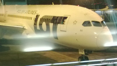 Boeing 787 Dreamliner (SP-LRA) - logo LOT