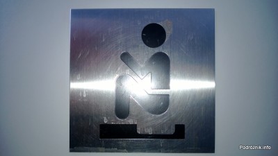 Chiny - Makao - Taipa - symbol toalety kucanej - kwiecień 2013