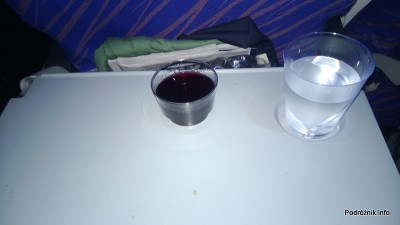China Southern - Airbus A330 - CZ345 - B-6500 - Klasa ekonomiczna (Economy Class) - napoje po starcie - wino i woda - kwiecień 2013