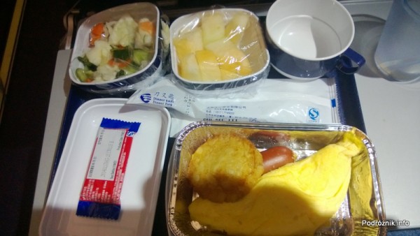 China Southern - Airbus A330 - CZ345 - B-6500 - Klasa ekonomiczna (Economy Class) - jedzenie w samolocie - śniadanie - kwiecień 2013