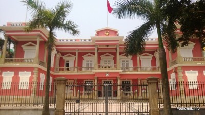 Chiny - Makao - Siedziba Rząd Specjalnego Regionu Administracyjnego Makao Chińskiej Republiki Ludowej - kwiecień 2013