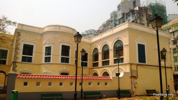 Chiny - Makao - (Colegio Mateus Ricci) - kwiecień 2013