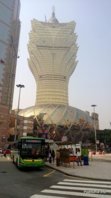 Chiny - Makao - Grand Lisboa Casino - kwiecień 2013