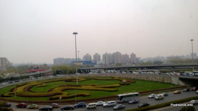 Chiny - Pekin - Airport Express - zakorkowane skrzyżowanie autostrad - kwiecień 2013