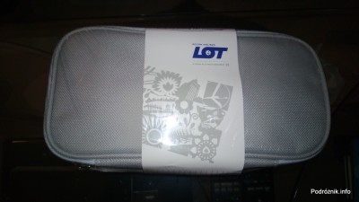 Polskie Linie Lotnicze LOT - Boeing 787 Dreamliner (SP-LRA) - Klasa Biznes (Elite Club) - kosmetyczka - czerwiec 2013