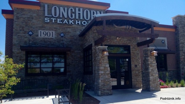 USA - przedmieścia Chicago - Longhorn Steaks - czerwiec 2013