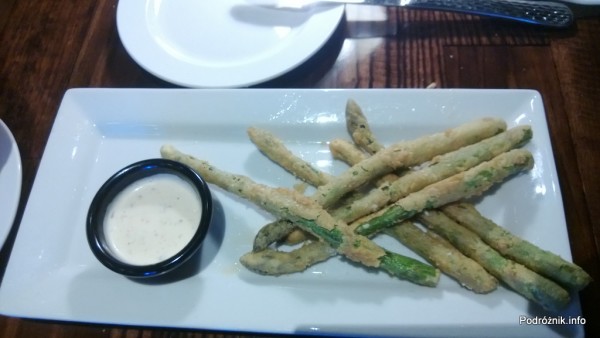 USA - przedmieścia Chicago - Longhorn Steaks - szparagi w panierce - czerwiec 2013